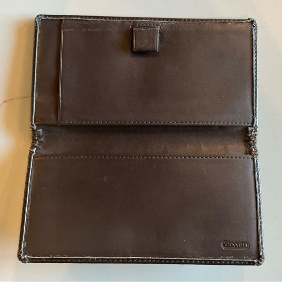 Coach- Check Book Case- Coach Monogram/ Wallet - Picture 7 of 9